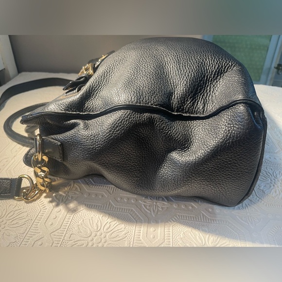 Michael Kors Crossbody Satchel Bag Black Gold Hardware Gently Used Handbag - Picture 4 of 16